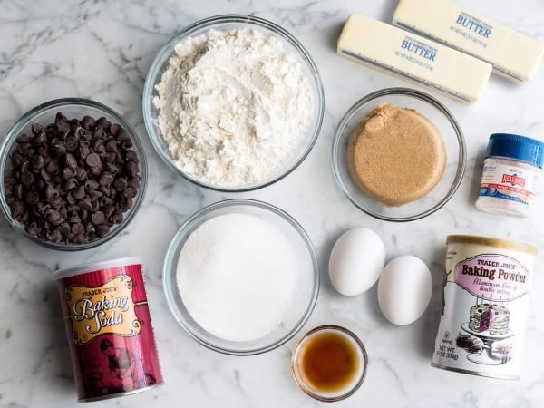 best-chocolate-chip-cookie-recipe-ingredients